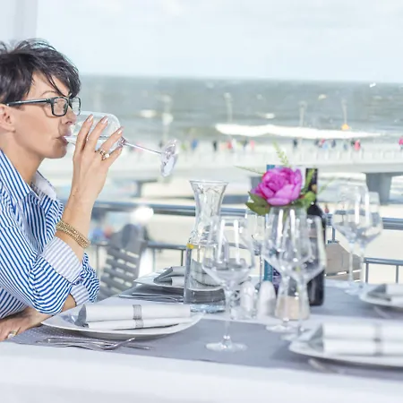 度假村 Sanatorium Uzdrowiskowe Baltyk 4*